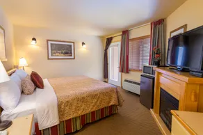 Icicle Village Resort - Room