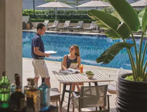 Makati Shangri-La Hotel and Resort Incorporated - Piscine