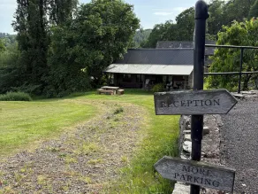 Walnut Tree Lodge With hot tub - Exteriör