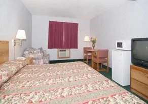Days Inn by Wyndham Moosic - Chambre