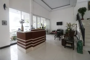 RedDoorz Syariah At Lampung Walk - Reception