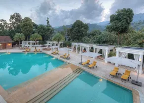 The Chateau Spa & Wellness Resort - Piscina