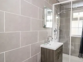 Honeysuckle Cottage - Baño