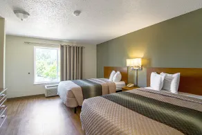 HomeTowne Studios by Red Roof Chicago - Waukegan - Chambre