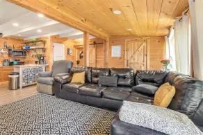 Glamping Getaway at Lake Carmi Cabin! - Innenbereich