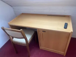 Room in Guest Room - Single Room With Shared Bathroom and Kitchen - Living area