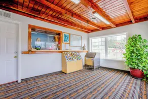 Budget Inn By OYO Natural Bridge I-81 - Réception