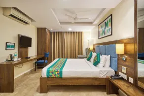 Treebo Premium PL Grand, Visakhapatnam - Værelse