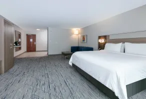 Holiday Inn Express Hotel & Suites Shakopee by IHG - Zimmer