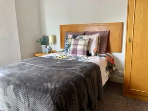Purple Cloud Cosy 4 bed Cottage with Garden Parking Pet-Friendly - Chambre