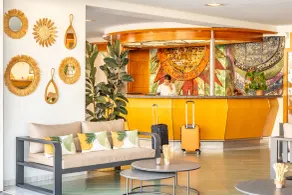 Cala Nova Apartamentos - Réception