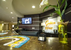 Golden House Hotel & Convention Center - Réception