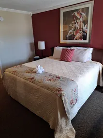 Victorian Inn - Room