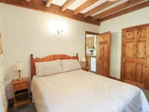 Royal Oak Farm Cottage - Zimmer