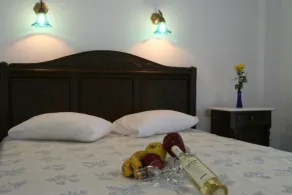 Erato Apartments - Chambre