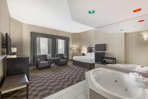 Best Western Plus Travel Hotel Toronto Airport - Chambre