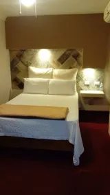 Hotel Royal Inn - Zimmer