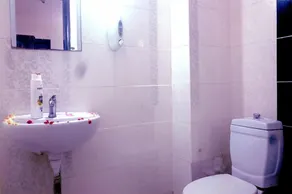 Lara Palace Hotel - Bathroom