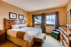 The Lodge at Mountaineer Square, A Vail Resorts Property - Rum