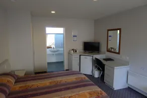 The Village Inn Hotel - Chambre