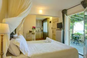 Agapitos Villas & Guesthouses - Værelse