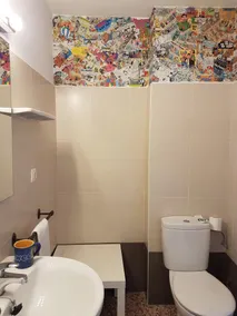 Barri Antic Hostel & Pub - Bathroom