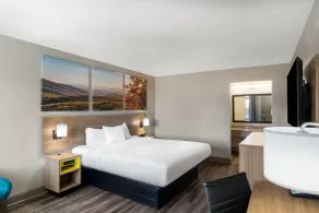 Days Inn by Wyndham Greeneville - Værelse