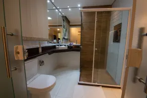 Hotel Mount Everest - Bathroom