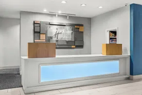 Holiday Inn Express Hotel & Suites Savannah Midtown by IHG - Réception