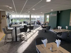 The Vale Golf & Country Club - Restaurant