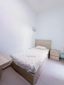 Kozi Hotel by Ardens - Taman Bukit Indah - Værelse