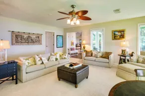 Lakefront Livingston Vacation Rental w/ Boat Dock! - Innvendig