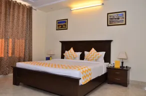 Raj Regency - Room