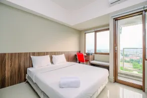 Strategic and Nice Studio at LRT City Jatibening Apartment - Zimmer