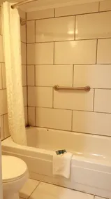 Americas Best Value Inn Suites & Studios Blytheville by Sonesta - Badezimmer