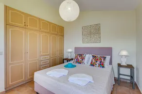 Villa con giardino, terrazza e idromassaggio | Vista panoramica - Camera