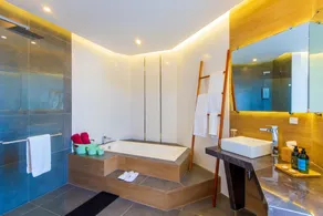 Hotel Acacia - Bathroom