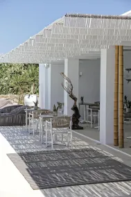 Livin Mykonos Hotel - Adults Only by Mr and Mrs White - Restaurant