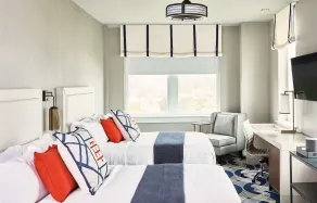 The Bristol Hotel - Chambre