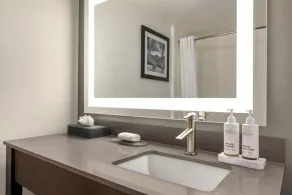 La Quinta by Wyndham Fairfield - Napa Valley - Baño