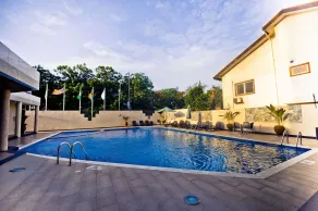 Best Western Premier Accra Airport Hotel - Pool
