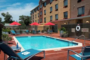 TownePlace Suites by Marriott Garden City - Piscine