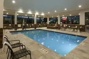 Quality Inn Oakwood - Piscina