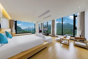 XMAN Sunrise Peaks Resort - Room