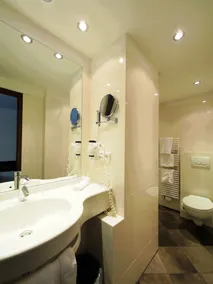 Hotel Kraft München - Bathroom