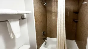 Motel 6 San Francisco CA Lombard Street - Salle de bain