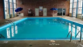 Blue Way Inn & Suites La Crosse - Pool