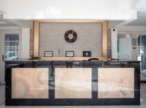 Hotel Mandalin - Reception
