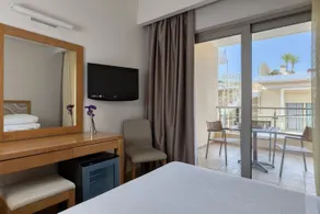 Almira Hotel - Ausblick vom Zimmer