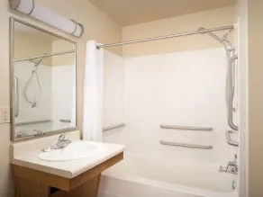 WoodSpring Suites Chicago Romeoville - Badezimmer